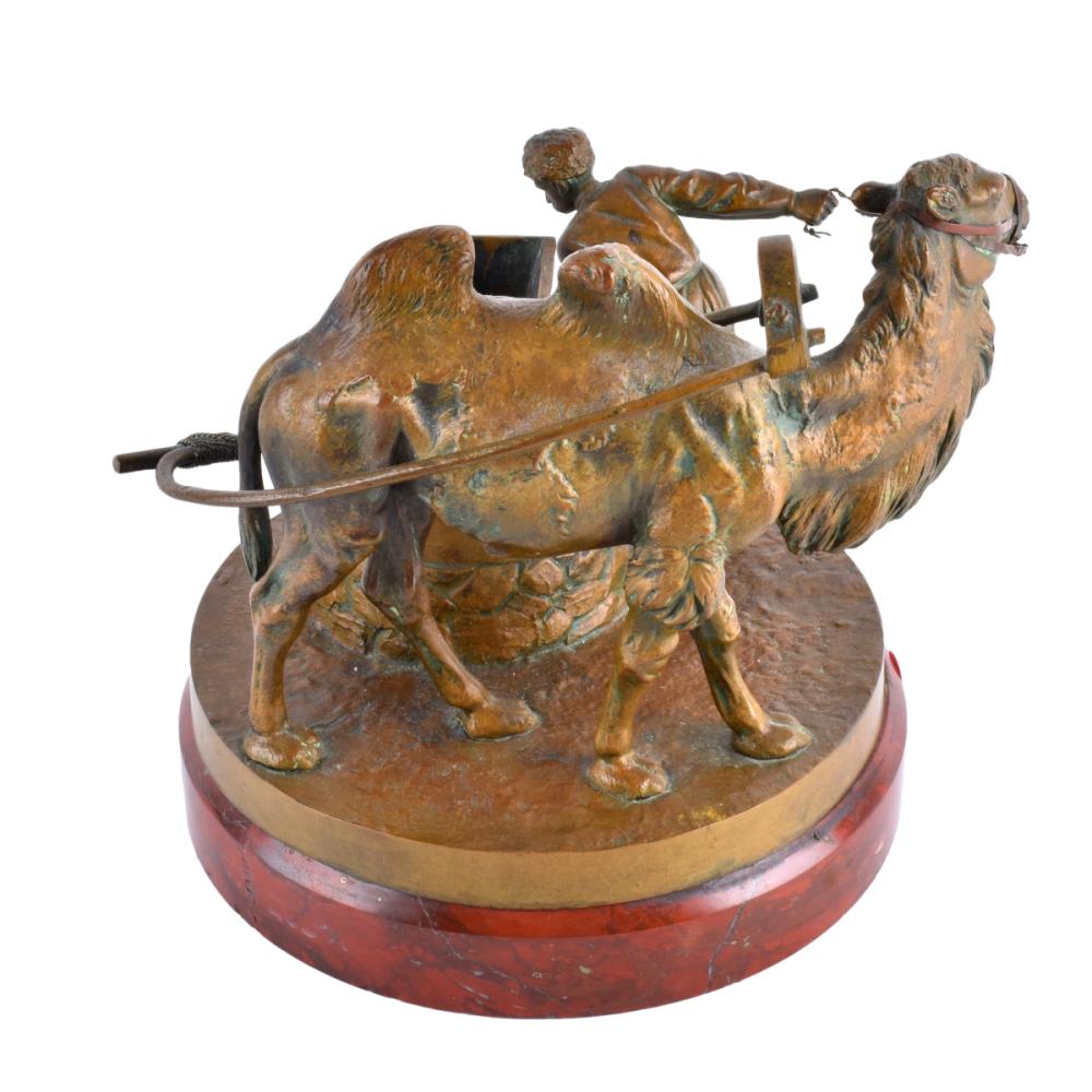 albert-moritz-wolf - caucasian_man-camel-russian-bronze-statue-cyrillic-signature